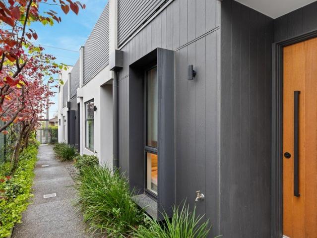 Townhouse for rent in Preston, Melbourne