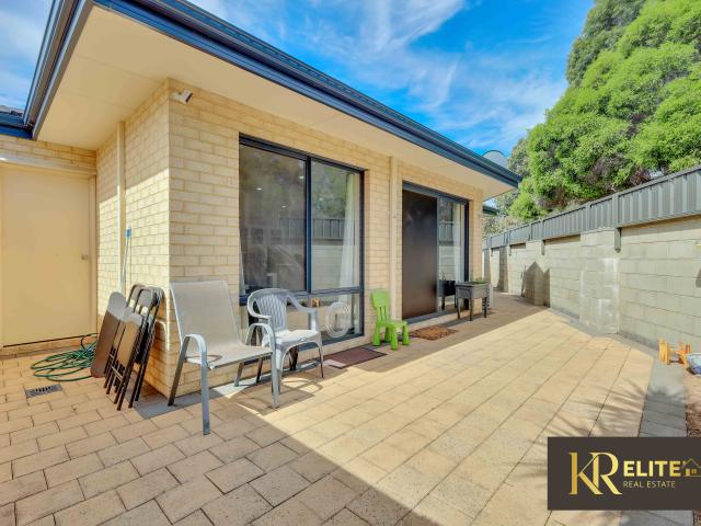 Apartment for sale in Success, Western Australia