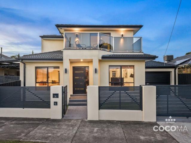 Townhouse for sale in Camerons Creek, Victoria