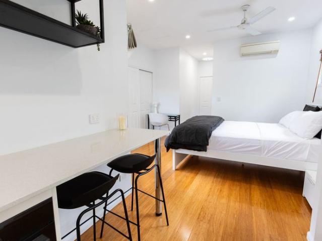 Granny Flat for rent in Toombul, Queensland