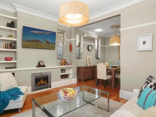 House for rent in Crows Nest Junction, Sydney