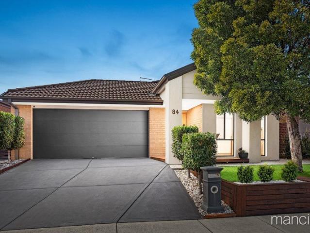 House for sale in Saratoga, Melbourne