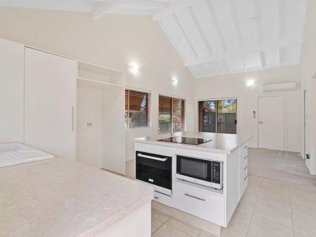 Townhouse for sale in Gold Coast, Gold Coast West