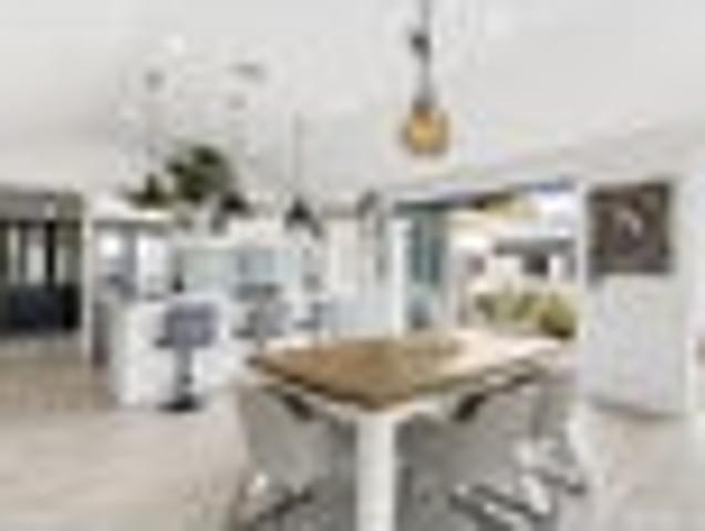 House for sale in Horokiwi, Wellington