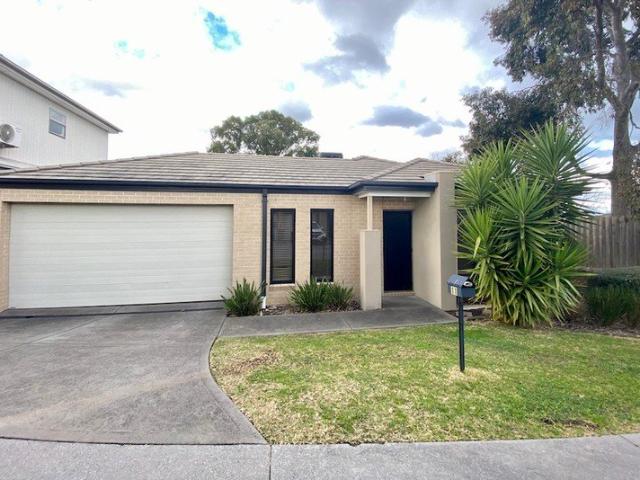 Townhouse for rent in Camerons Creek, Victoria