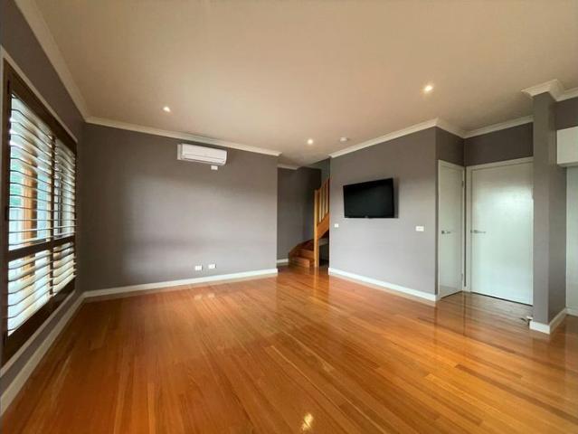 Townhouse for rent in Camerons Creek, Victoria