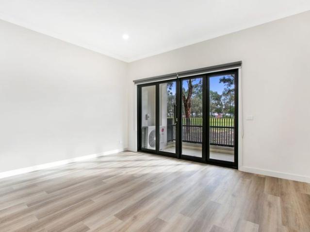 Townhouse for rent in Brunswick, Melbourne