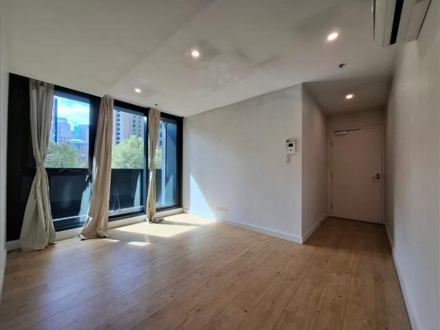Apartment for rent in Southbank, Melbourne