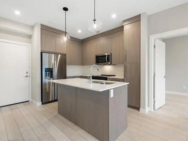 Condo for rent in Chestermere, Alberta