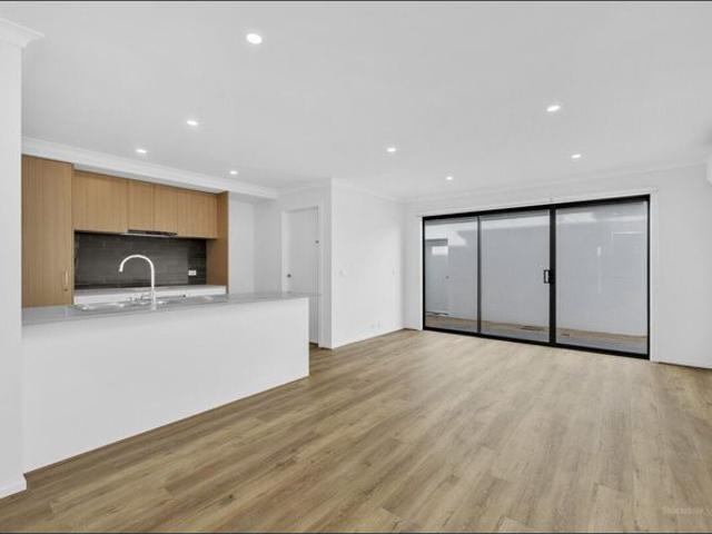 Townhouse for rent in Camerons Creek, Victoria