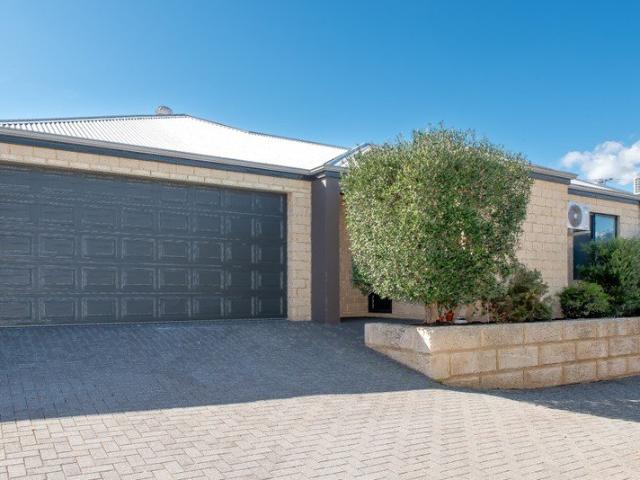 Villa for sale in Stirling, Western Australia