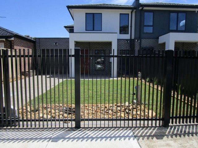 Townhouse for rent in Camerons Creek, Victoria