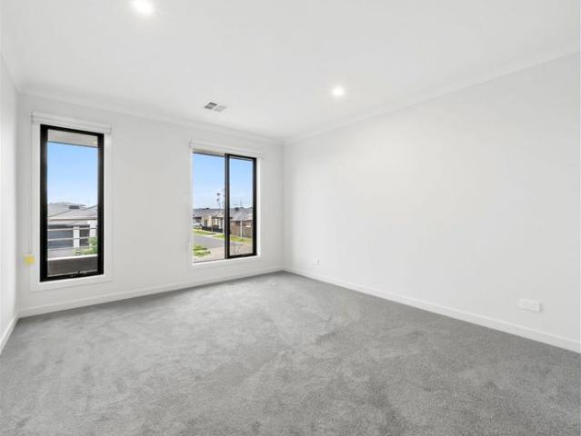 Townhouse for rent in Camerons Creek, Victoria