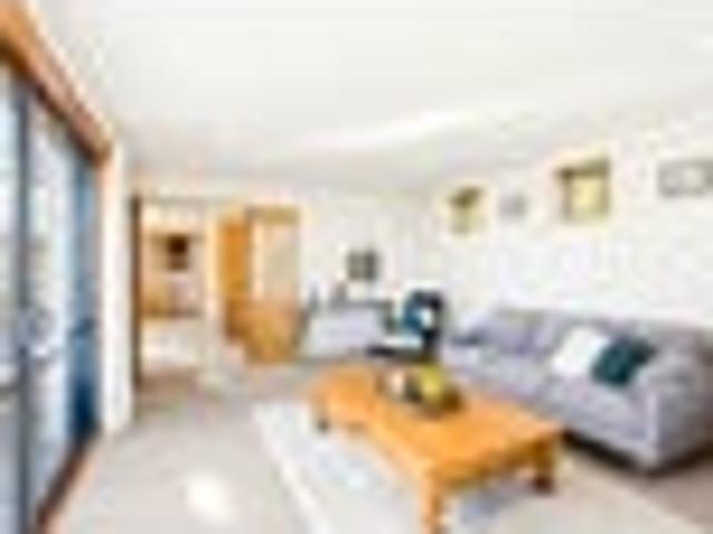 House for sale in Chaslands, Canterbury