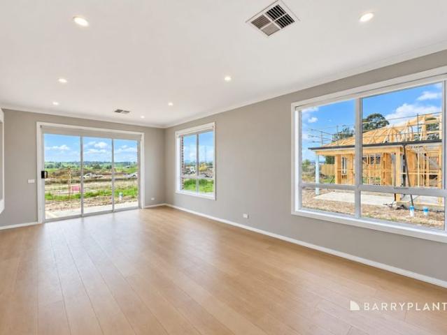 House for rent in Heratige Estate, Moe