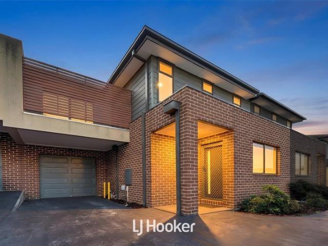 Townhouse for sale in Camerons Creek, Victoria