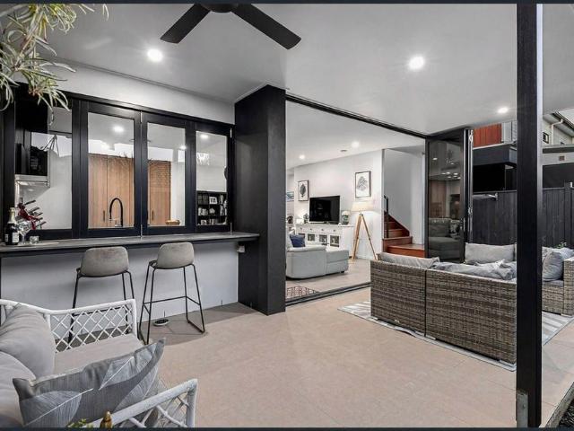 Townhouse for rent in Toombul, Queensland