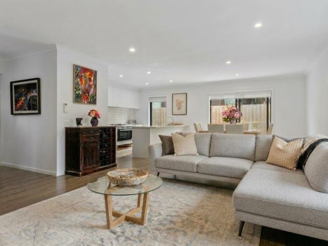 House for sale in Mooroolbark Heights Estate, Melbourne