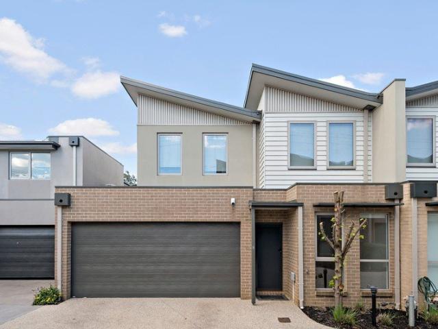 Townhouse for rent in Langwarrin, Melbourne