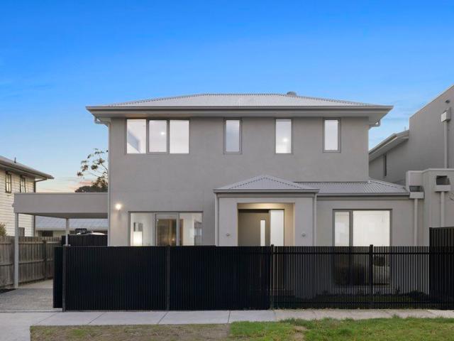 Townhouse for rent in Moorabbin, Melbourne