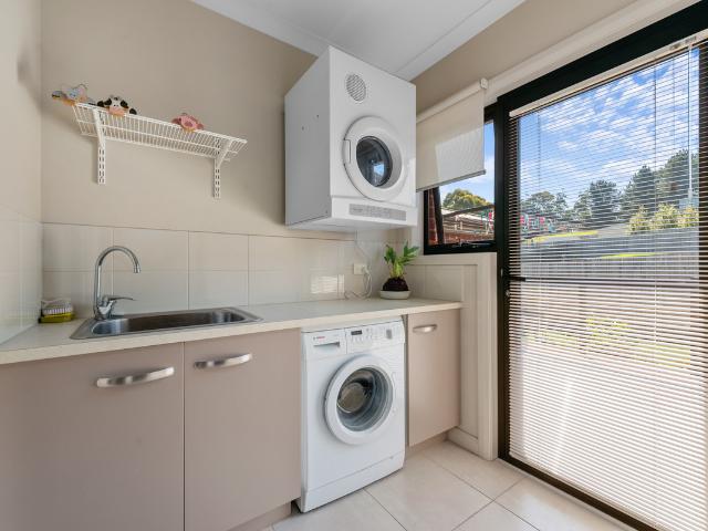 House for sale in Lakes Entrance, Victoria