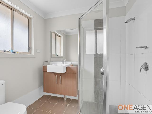Townhouse for sale in Wyoming, New South Wales