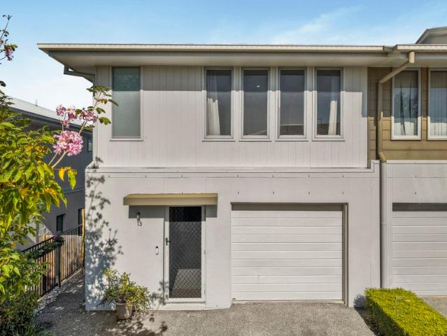 Townhouse for sale in Toombul, Queensland