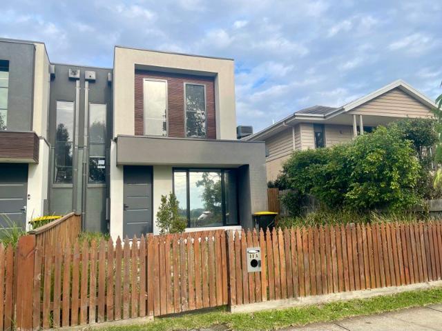 Townhouse for rent in Camerons Creek, Victoria