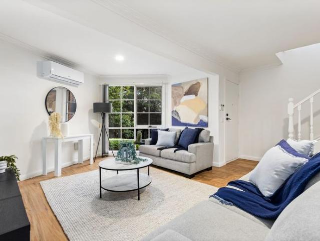 Townhouse for rent in Camerons Creek, Victoria
