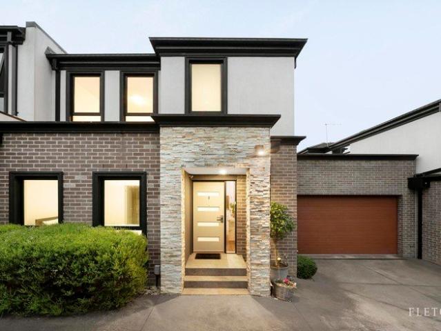 Townhouse for sale in Camerons Creek, Victoria