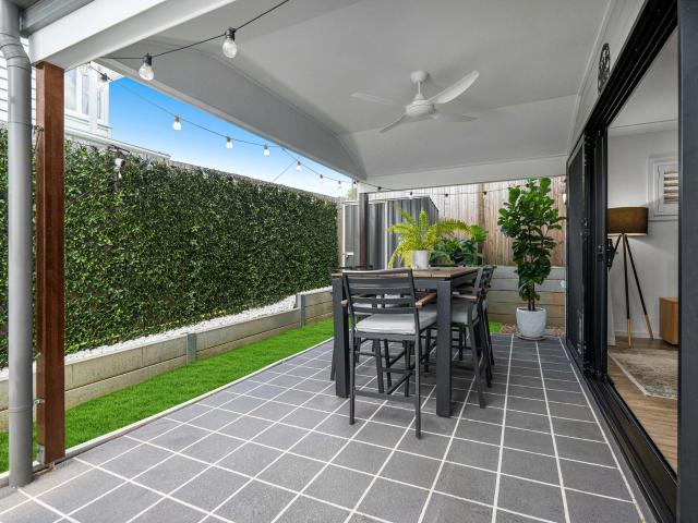 Townhouse for sale in Toombul, Queensland
