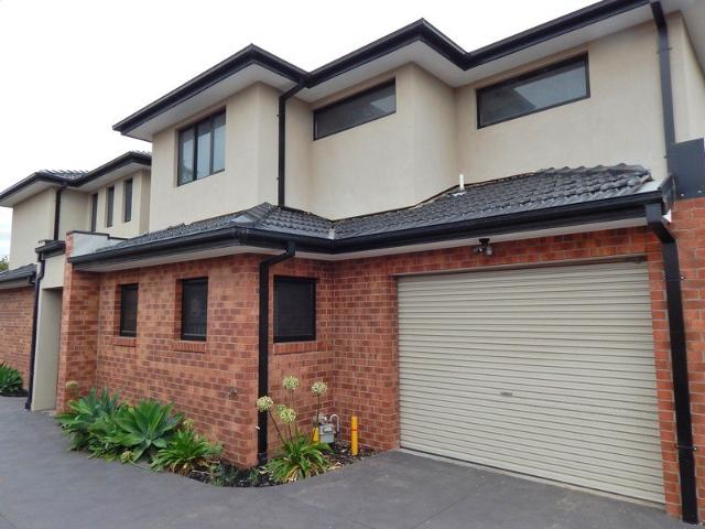 Townhouse for rent in Camerons Creek, Victoria