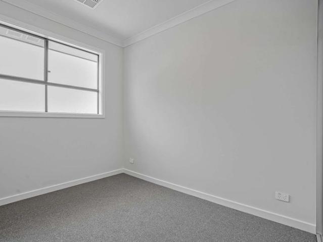 Townhouse for rent in Horseshoe Creek, South Australia