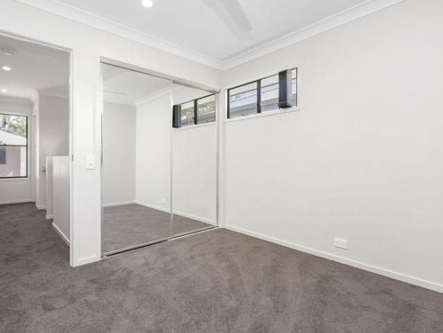 Townhouse for rent in Toombul, Queensland