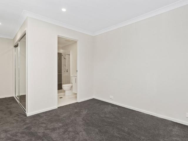 Townhouse for rent in Toombul, Queensland