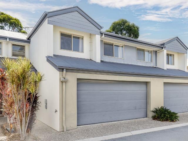 Townhouse for sale in Toombul, Queensland