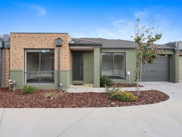 Apartment for sale in Drouin, Victoria