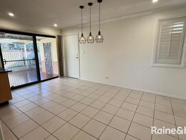 Townhouse for rent in Sydney, New South Wales