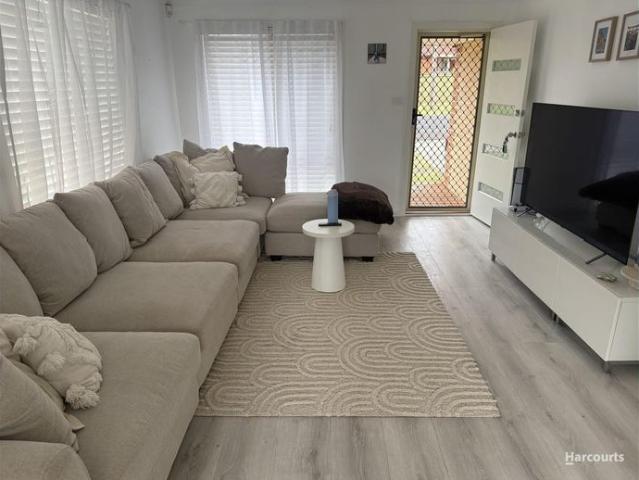 Townhouse for rent in Sydney, New South Wales