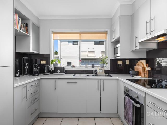 Granny Flat for rent in Toombul, Queensland