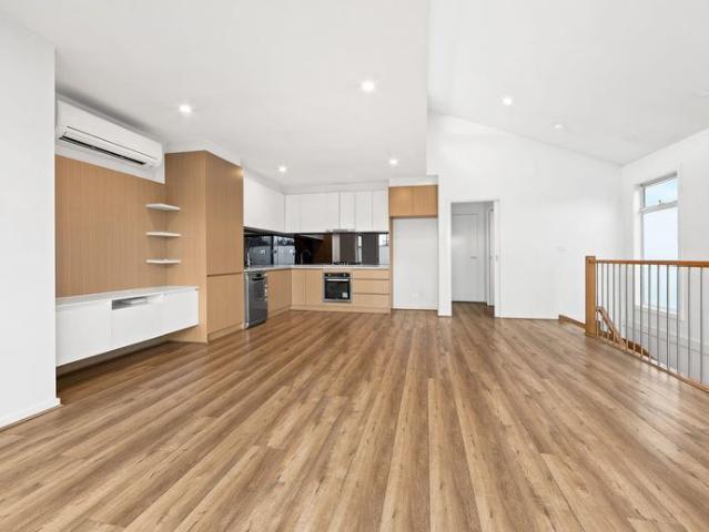Townhouse for rent in Camerons Creek, Victoria