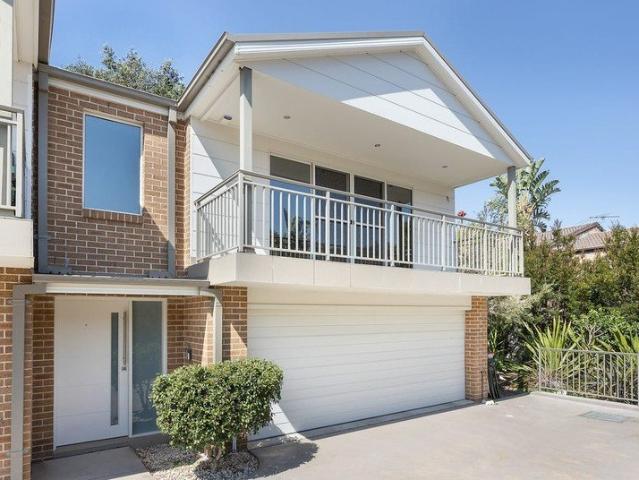 Townhouse for sale in Wollongong West, New South Wales