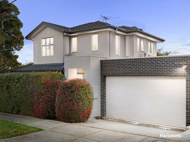 Townhouse for sale in Camerons Creek, Victoria