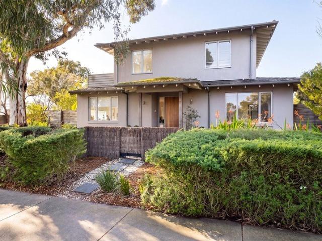 Townhouse for rent in Camerons Creek, Victoria