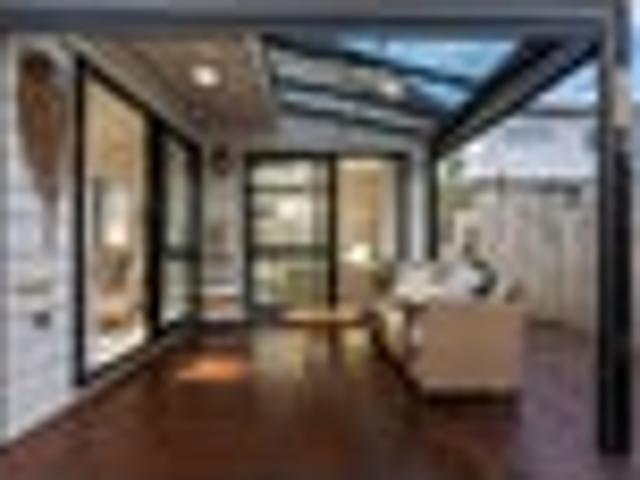 House for sale in Paremoremo