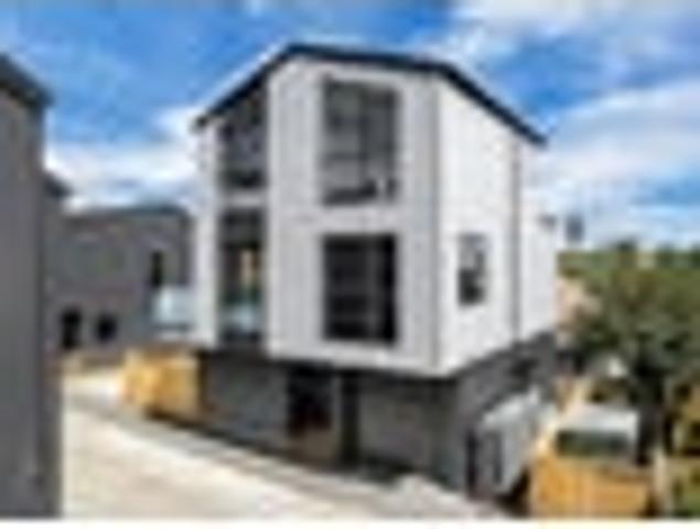 Townhouse for sale in Howick