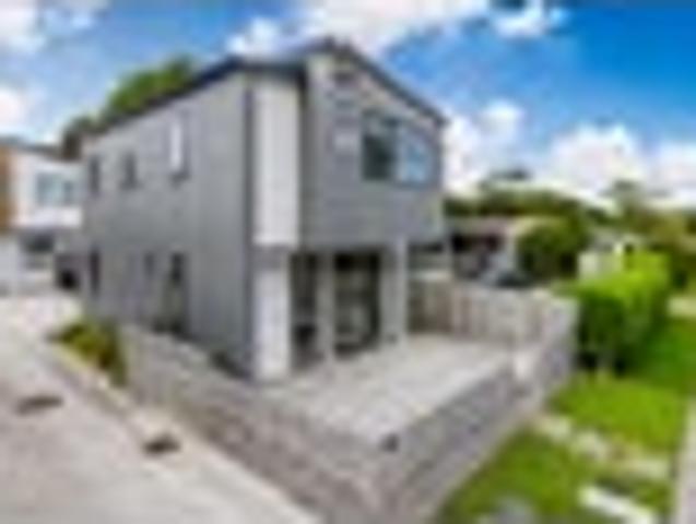 House for sale in Howick, Oroua County