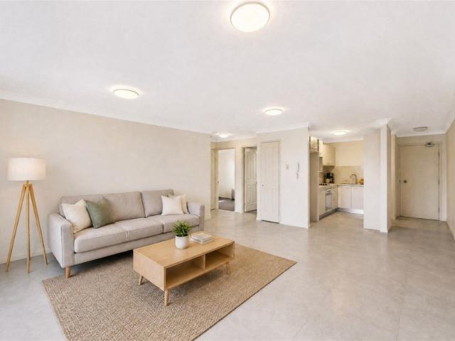 Apartment for rent in Stones Corner, Greater Brisbane