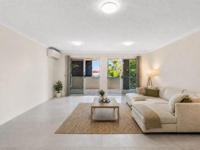 Apartment for rent in Stones Corner, Greater Brisbane