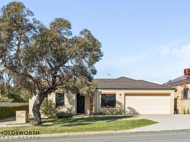 Villa for sale in Osborne Park, City of Stirling